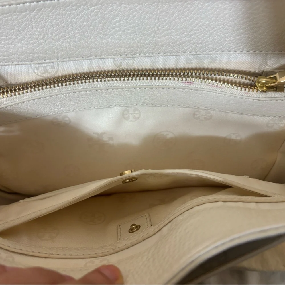Tory Burch white bombe small shoulder bag/cross body with dust bag